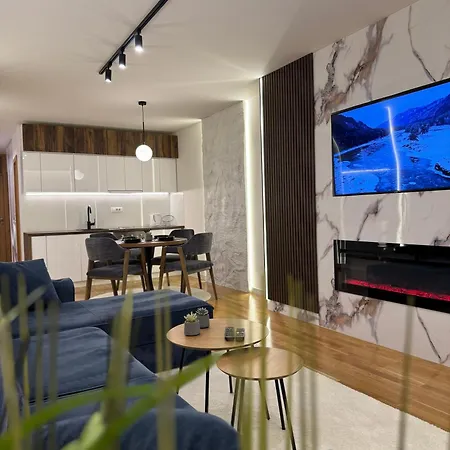 Rest Apartment, - Mountain View, Access & Free Garage Apartamento *
